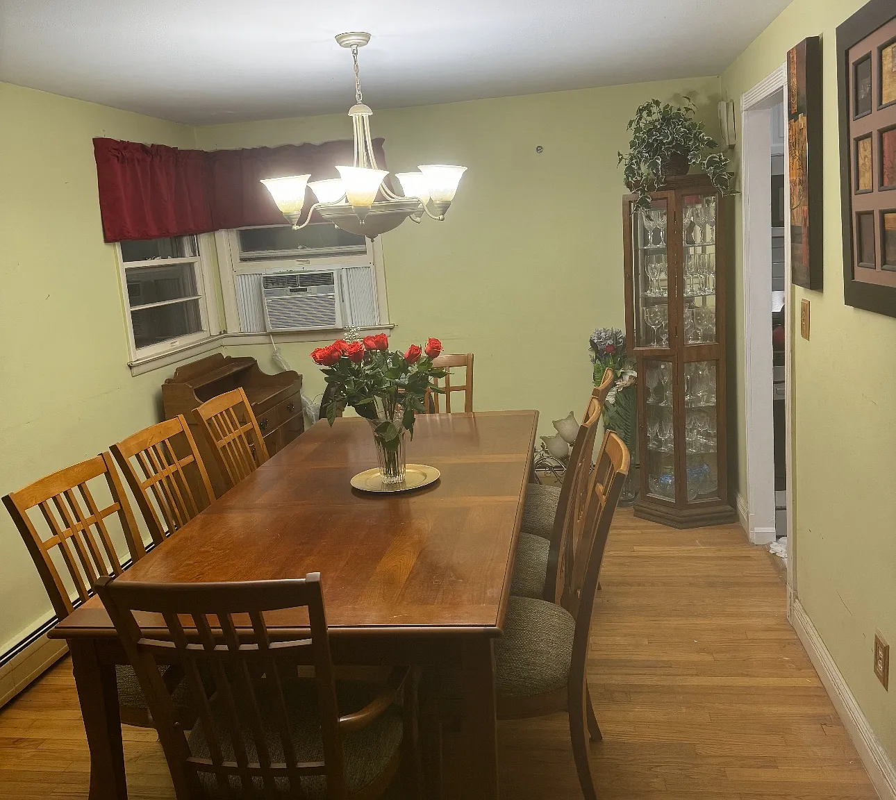 3 bed, 1.5 bath, 1171 sqft, $5,950 — Photo 4