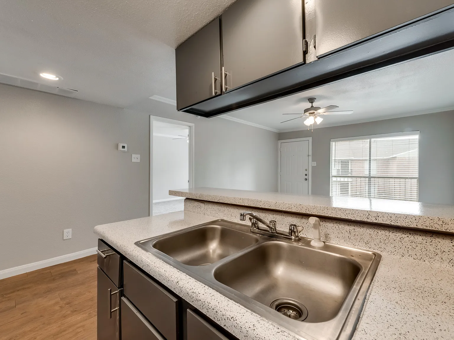 Savan Villas Apartments — Photo 4