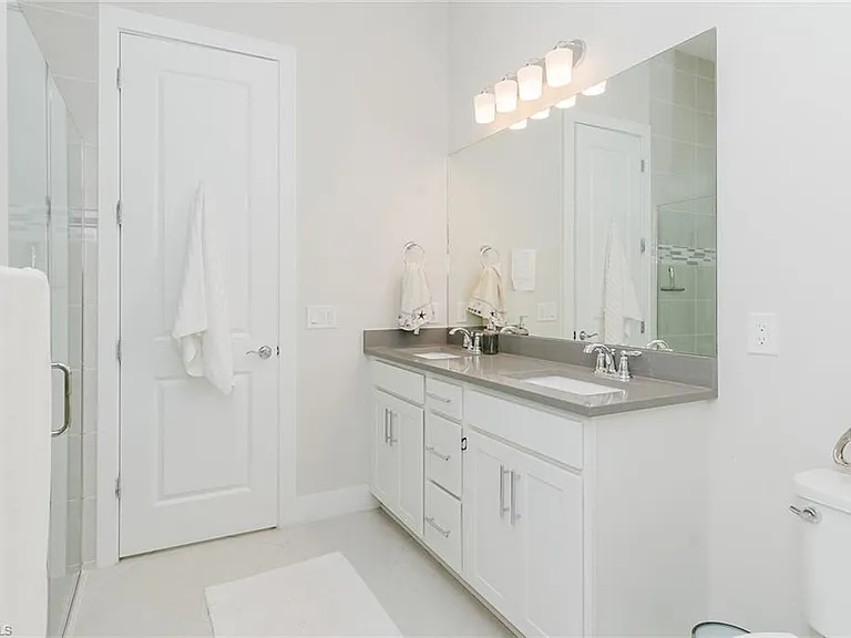 4302 Washington Pl — Photo 19