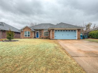 1021 E Blue Ridge Dr, Edmond, OK 73003