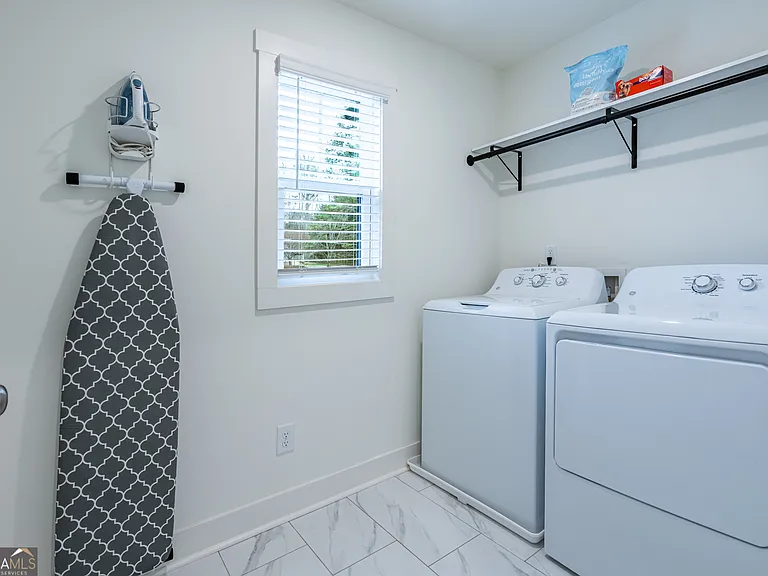 38 Puckett Rd SE — Photo 17