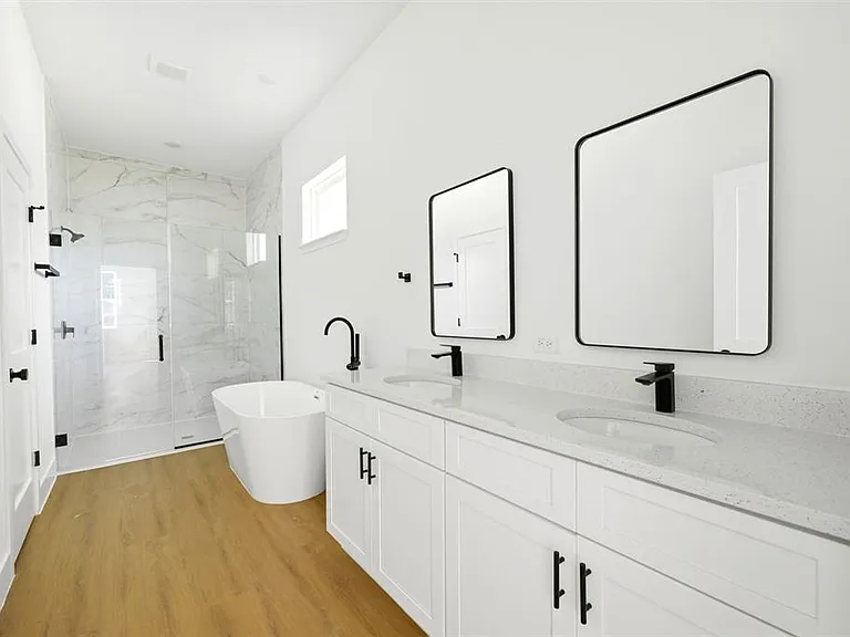 16835 SW 17th Ter — Photo 25