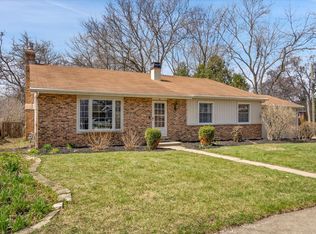 916 Granville Ave, Mundelein, IL 60060