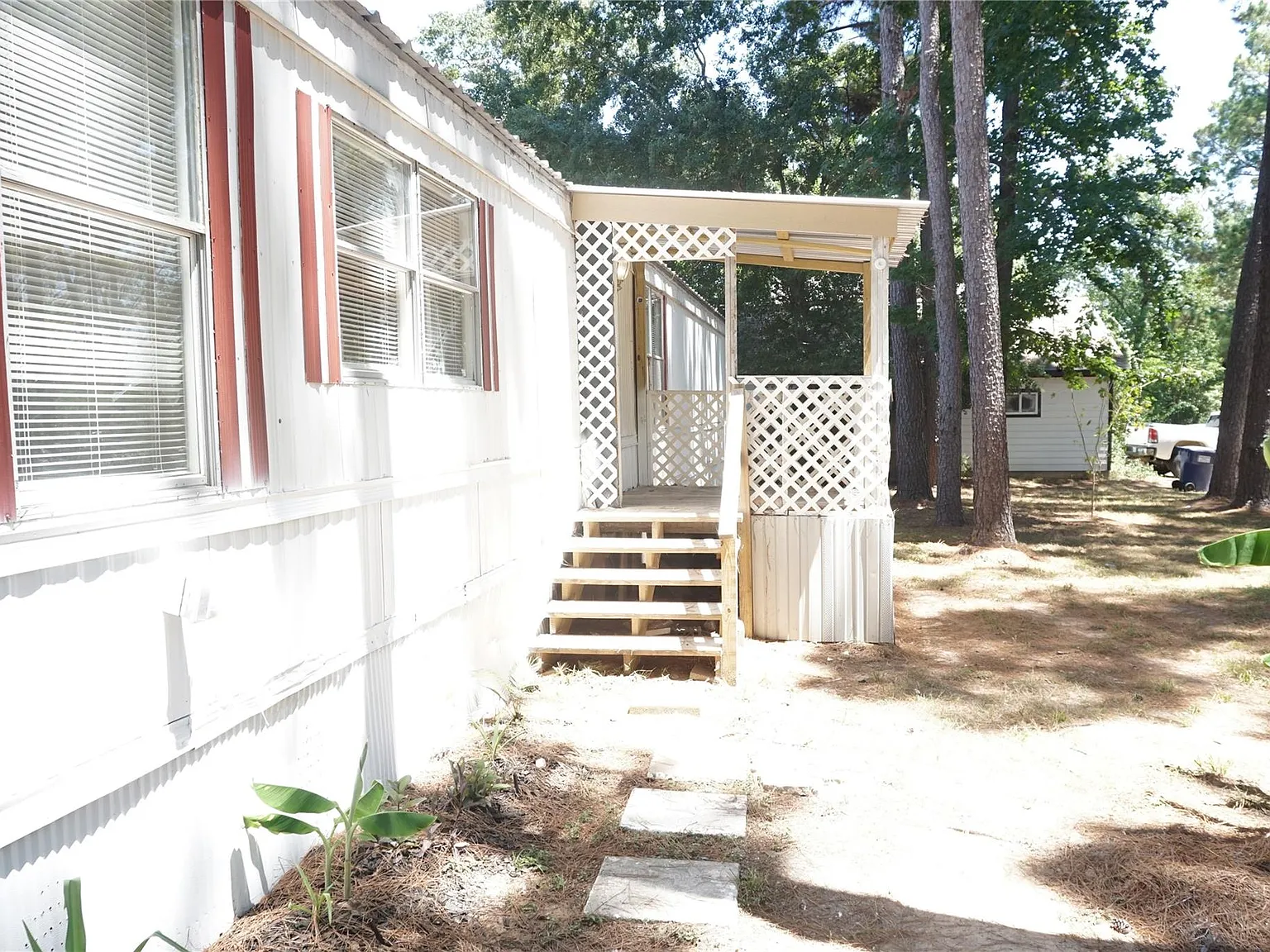 3 bed, 2.0 bath, 980 sqft, $1,250 — Photo 4