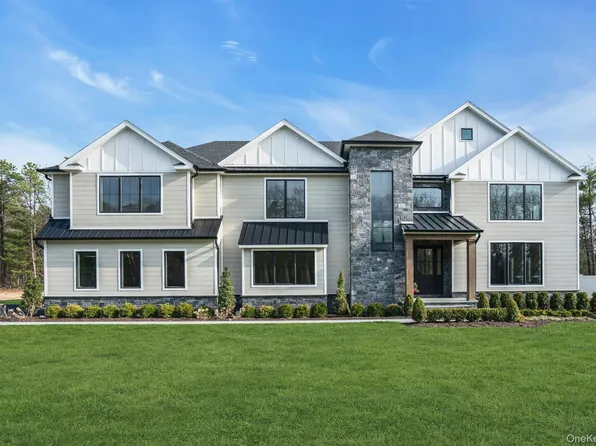 Lot 2 1003 Baldwin Path, Dix Hills, NY 11746