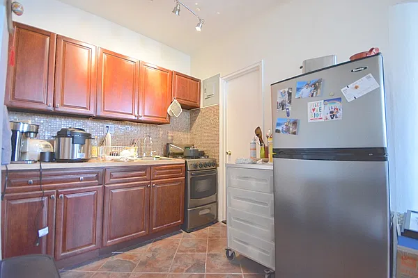 Rented by Corcoran | media 2