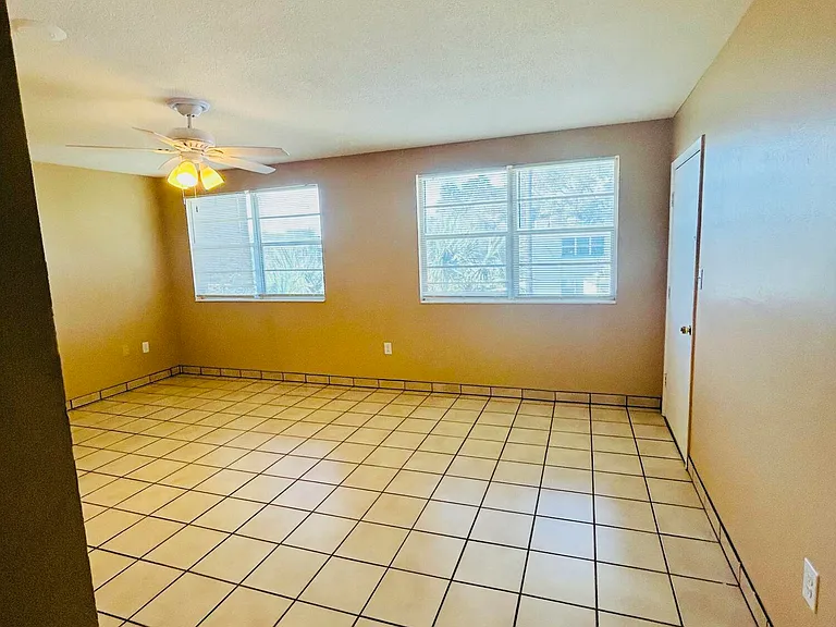 8401 N Atlantic Ave #E4 — Photo 5