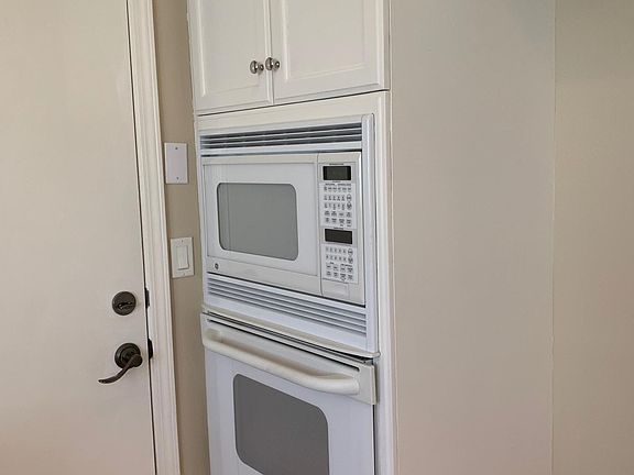 3rd image of 333 Diamond St Unit B