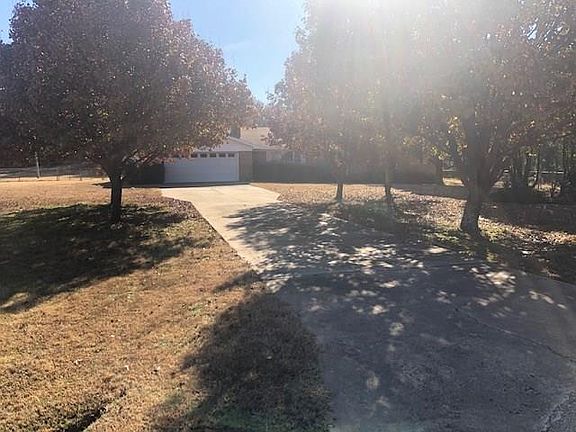 2nd image of 4236 Iris Ave