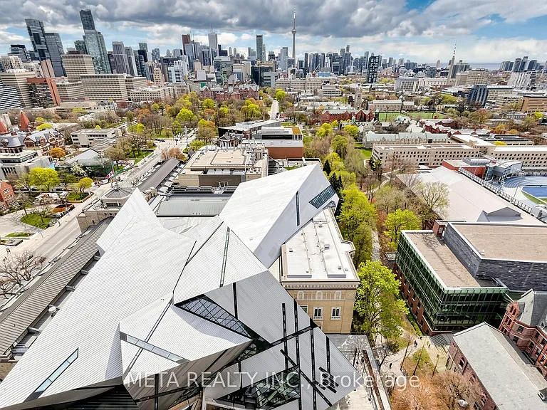 200 Bloor St W #2502 — Photo 47