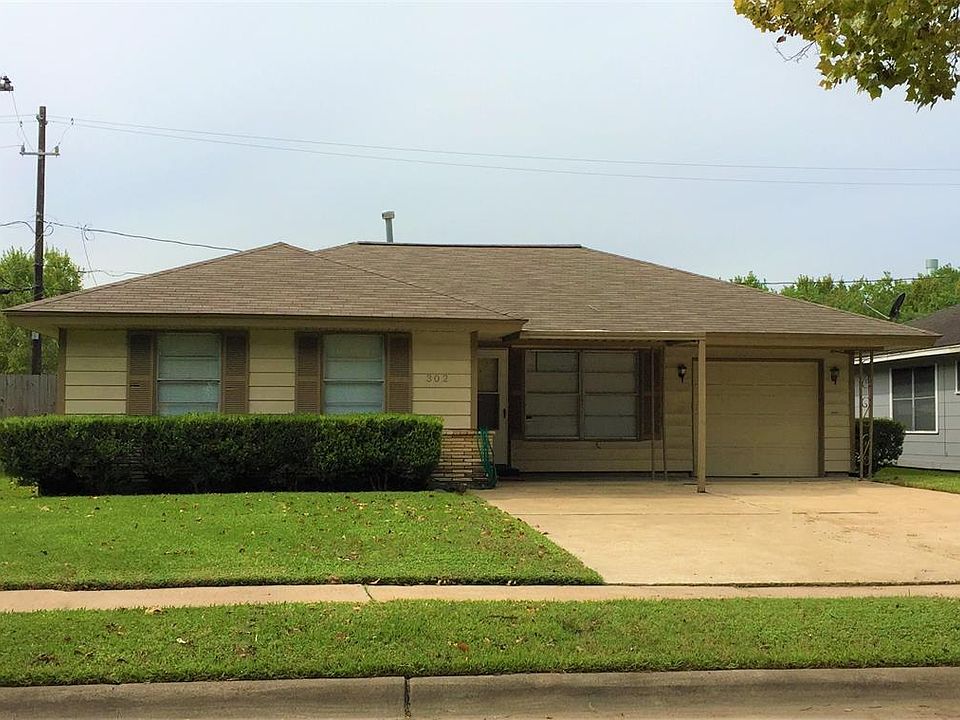 1st image of 302 Linda St