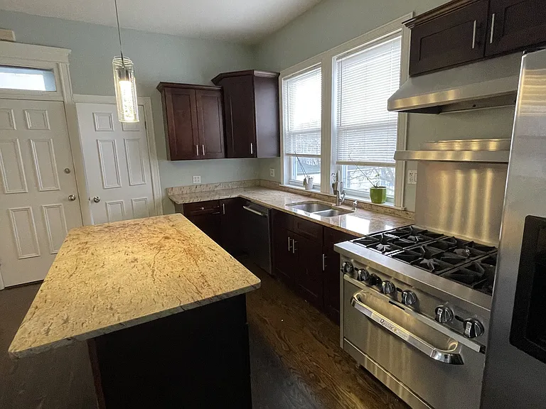 5020 N McVicker Ave #1 — Photo 7