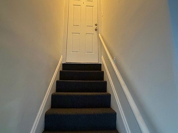 4th image of 26 Bradfield Ave #3