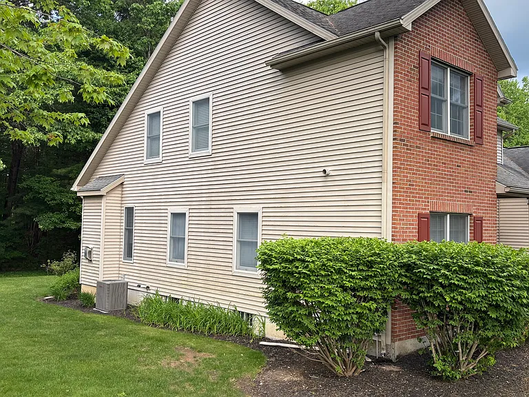 7 Stone Clover Dr — Photo 75