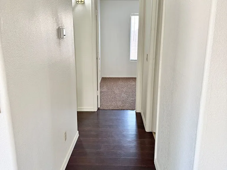 7707 W Rancho Dr — Photo 20