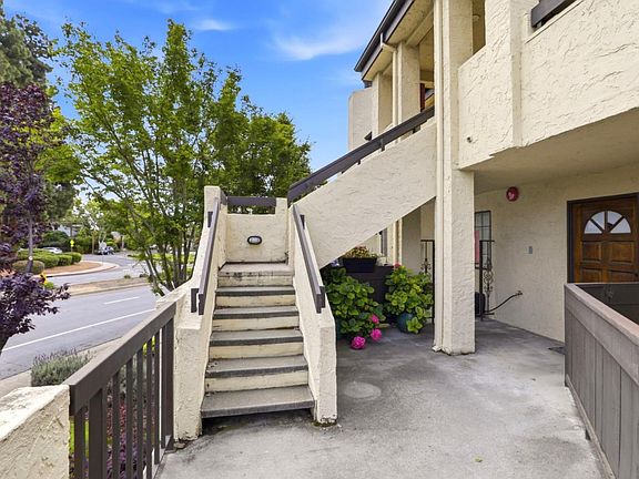 3rd image of 880 N Winchester Blvd APT 206