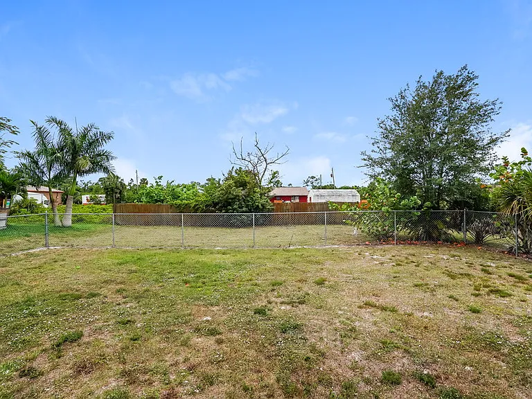 5407 3rd St W — Photo 16