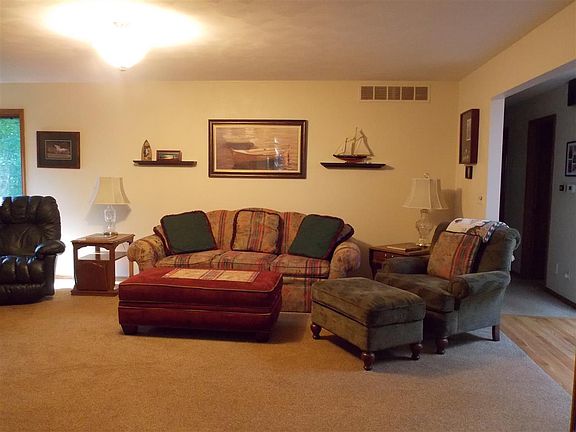 4th image of 6781 Woodcrest Pkwy