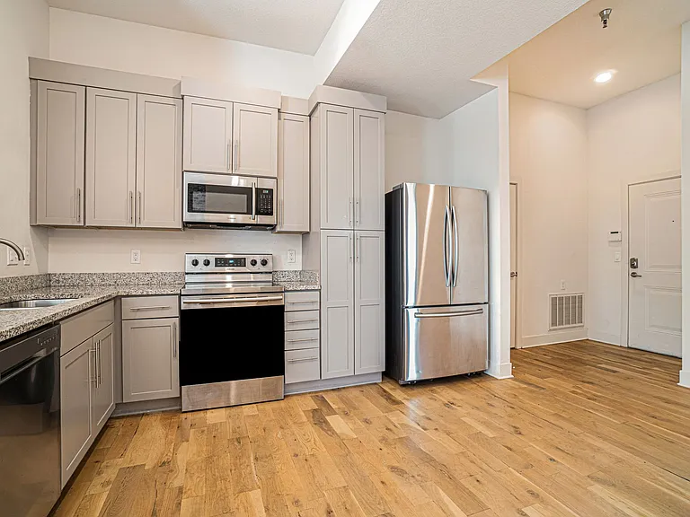 435 Westport Rd #302 — Photo 32