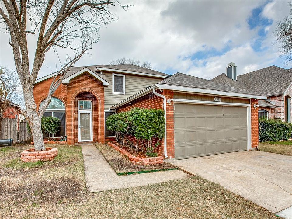 1st image of 2319 Bennington Dr