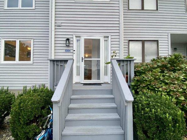 1004 Marion Quimby Dr