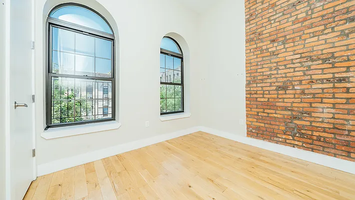 Rented by Nooklyn NYC LLC | media 2