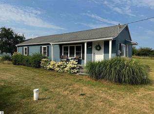 9741 Bates Rd, Williamsburg, MI 49690