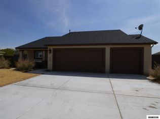 61 Snake River Way, Dayton, NV 89403