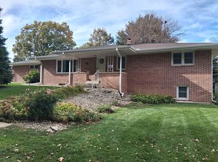 840 S Polk St, Papillion, NE 68046