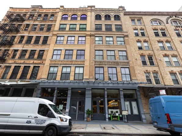 345 Greenwich Street image 10 of 11