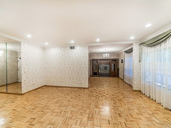 3rd image of 10945 Hortense St APT 116