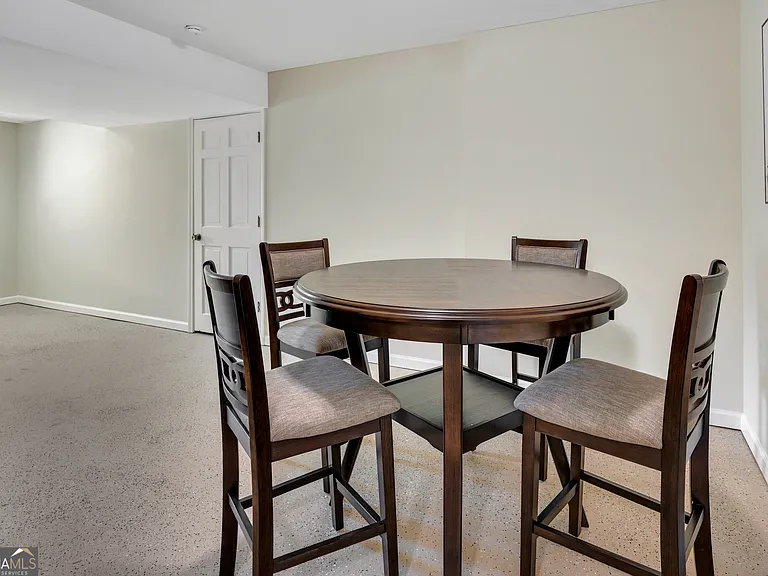 3442 Skyland Dr — Photo 13