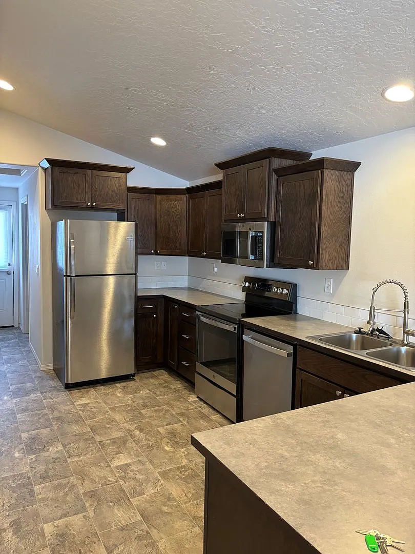 51580 Stillwell St. — Photo 3