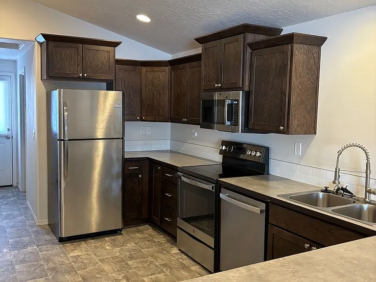 51580 Stillwell St. — Photo 3