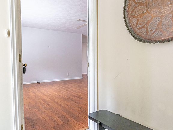 4th image of 750 N Page Street