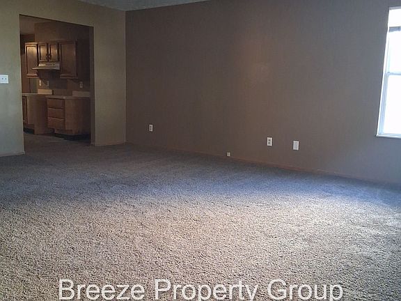 3rd image of 2975 Megan Cir