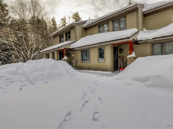 11 Creekside Vlg, Ellicottville, NY 14731