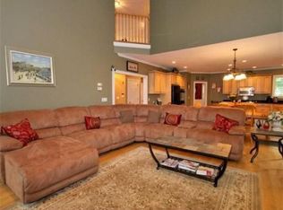 3A Powdermill Ln, Southborough, MA 01772