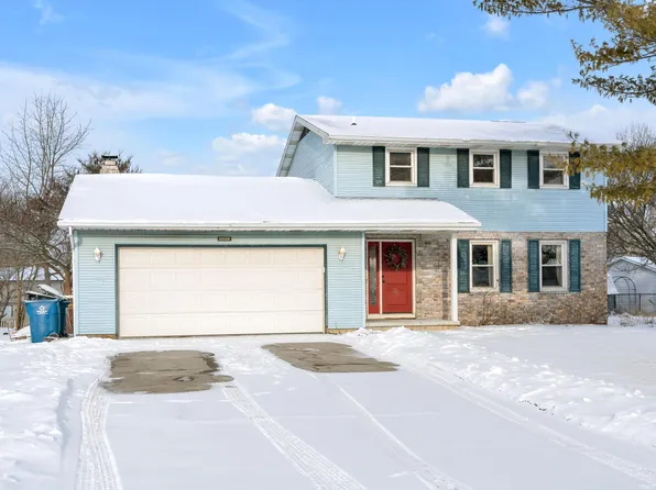 15119 Mercury Ln, Huntertown, IN 46748