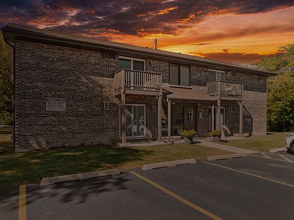 2nd image of 514 Brookside Dr APT A