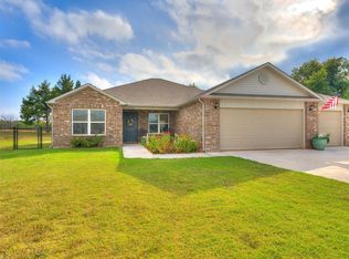 5626 Bent Creek Rd, Shawnee, OK 74804