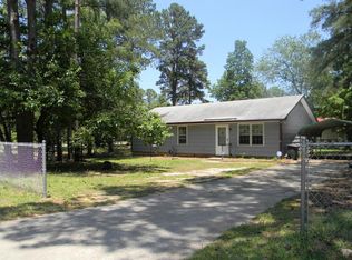 319 Haley St, Southern Pines, NC 28387