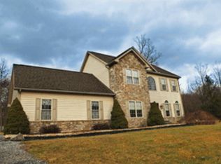 35 Walls Rd, Mount Union, PA 17066