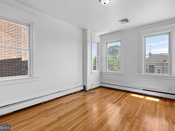 2nd image of 703 N Rodney St