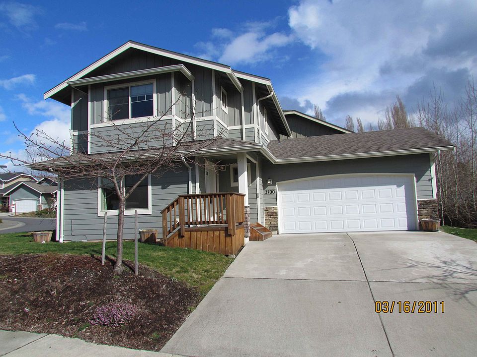 3BD/2.25BA Contemporary Home