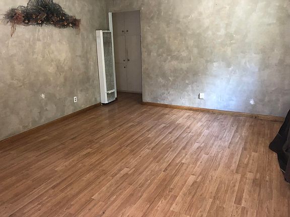 5th image of 13724 Lena St