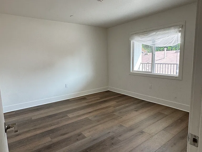 5307 Live Oak St #A — Photo 3