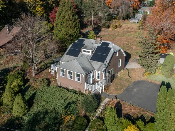 5 Windmill Road, New Fairfield, CT 06812