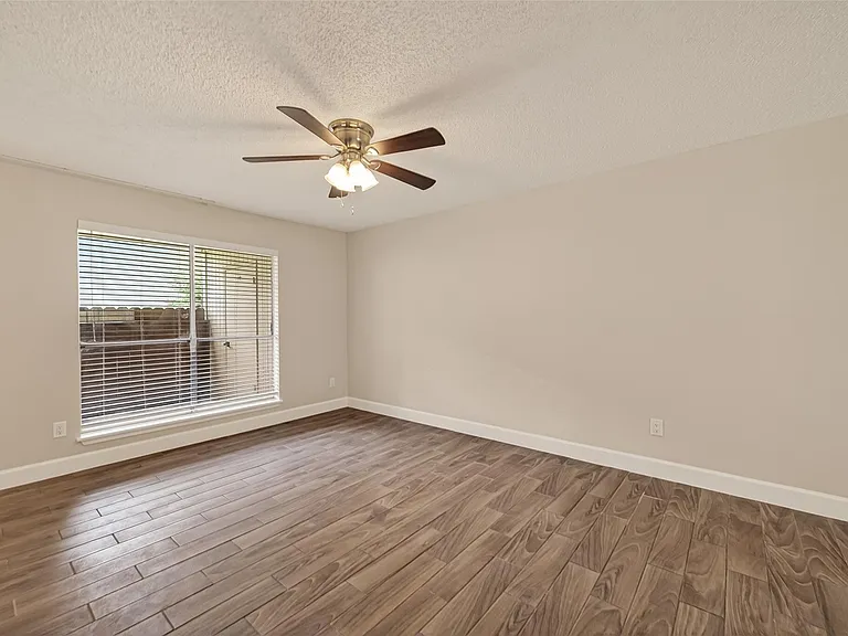 7714 Renwick Dr #M68 — Photo 20