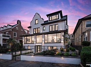 829 Boulevard, Weehawken, NJ 07086